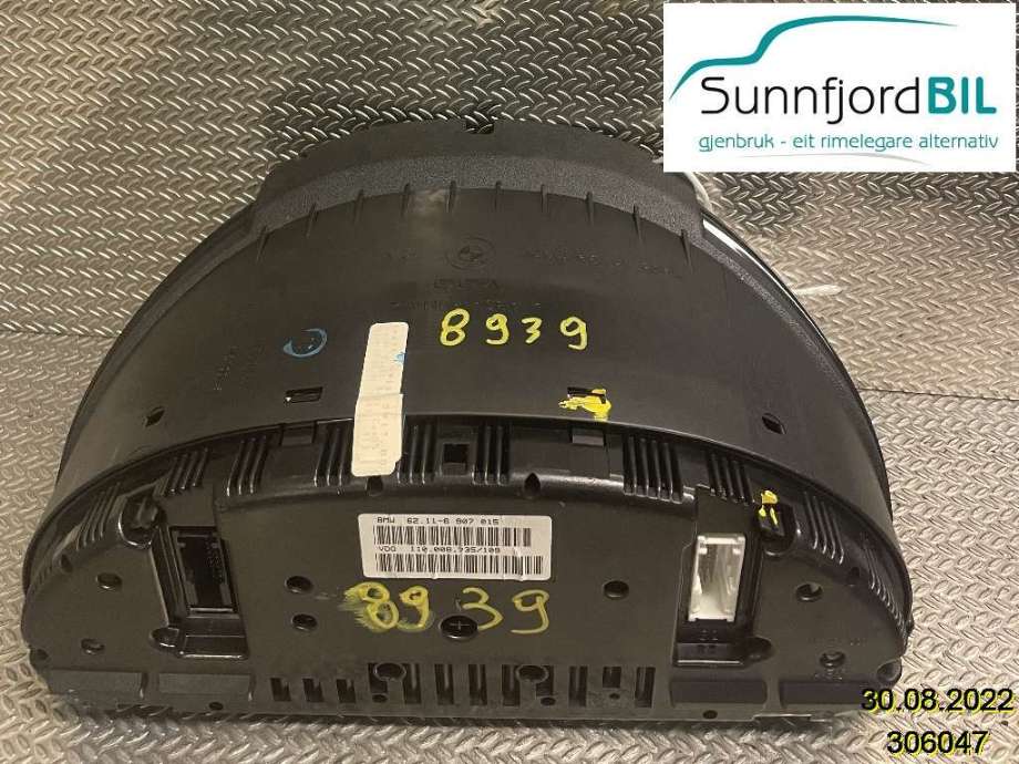 Instrumentpanel til BMW 5-Serie 1996-2003 (E39) (E39) (BMW|62106942225|62116907015|)