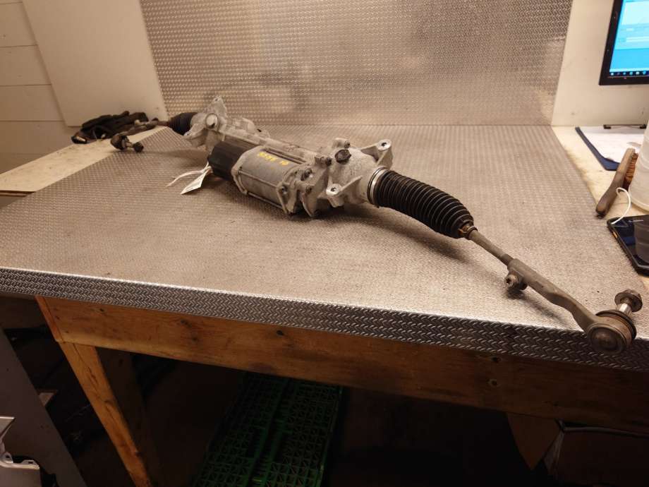 Tannstang elektrisk til BMW 4-Serie, 2013-2020 (F32/F33/F36) (F32/F33/F36) (BMW|32106889124)
