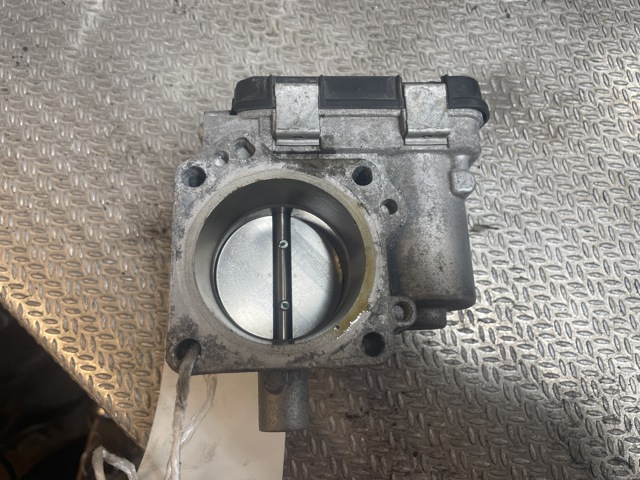 Spjeldhus til VW Golf VII, 2012-2017 (Fase 1)  (VOLKSWAGEN|03F133062B)
