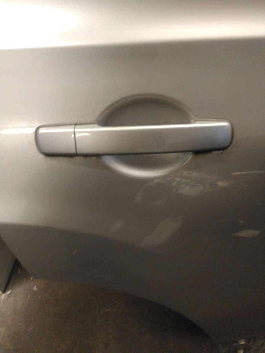 Dørhåndtak utv høyre bak til Nissan Qashqai, 2007-2010 (Type I, Fase 1)  (NISSAN|)