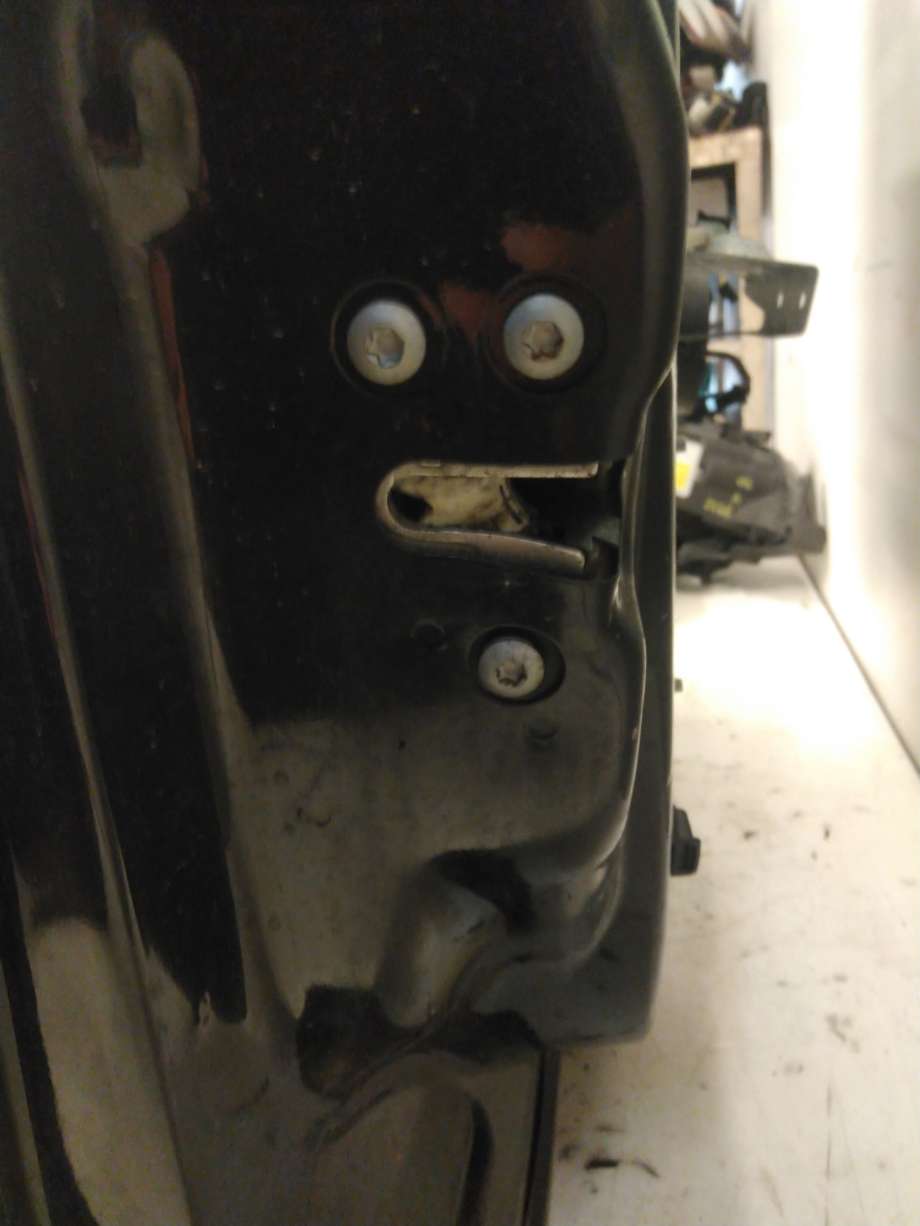Låsekasse venstre til Fiat Doblo, 2010-->> (Type II)  (FIAT|51975082)