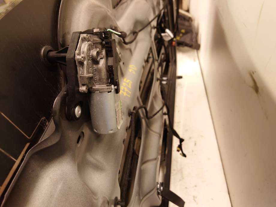 Viskermotor bakrute til Fiat Doblo, 2010-->> (Type II)  (FIAT|51814487)