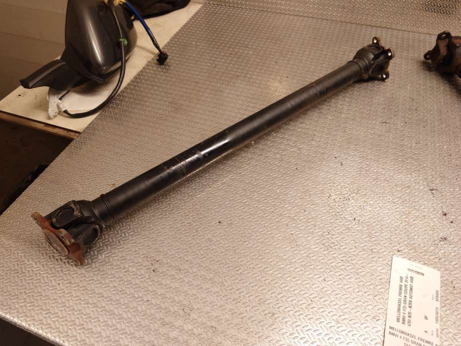 Mellomaksel fremre til BMW 4-Serie 2013-2020 (F32/F33/F36) (F32/F33/F36) (BMW||26 20 9 425 910)
