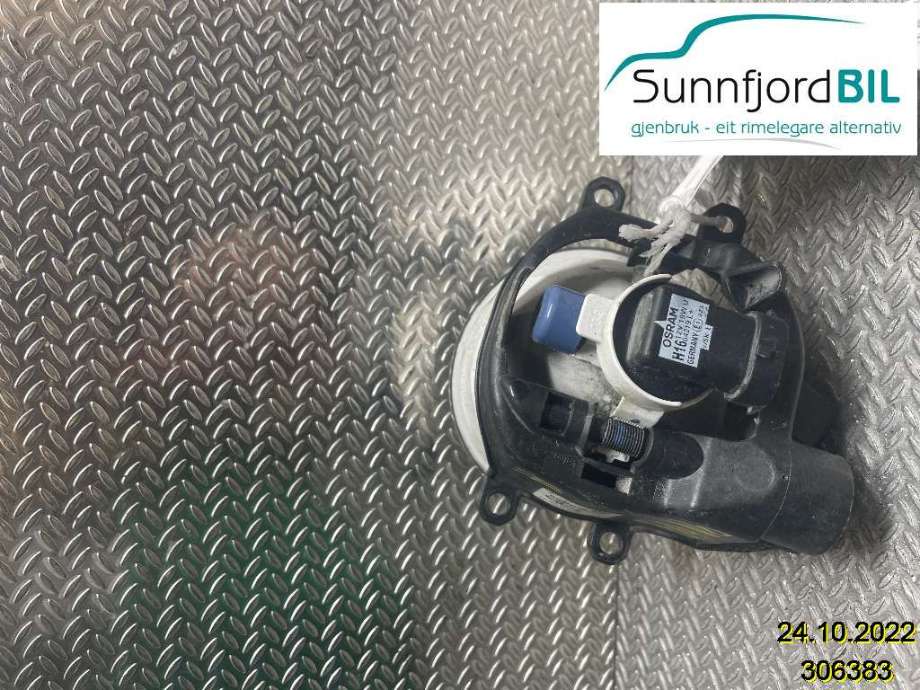 Tåkelykt høyre foran til Toyota Yaris 2014-2020 (Type III, Fase 2) (TOYOTA|8121002110|)