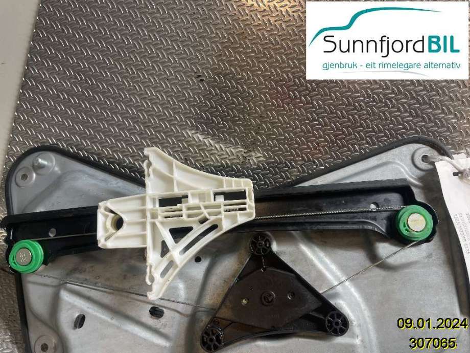 Ruteheis til Škoda Yeti, 2009-2013 (Fase 1)  (SKODA|5L0839461A)