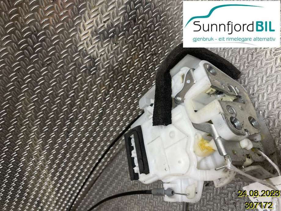 Låsekasse høyre til Subaru Impreza 2008-2012 (Type III)  (SUBARU|61032FG240|)