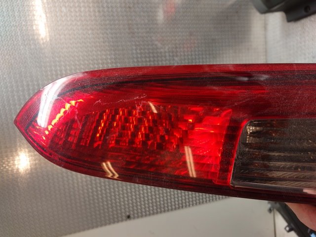 Baklykt høyre til Volvo V50 2004-2007 (Fase 1)  (VOLVO|30678751|)
