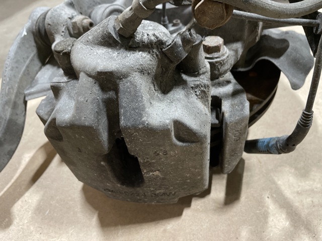 Bremsecaliper høyre foran til BMW 5-Serie, 2003-2010 (E60/E61) (E60/E61) (BMW|34 11 6 763 024)