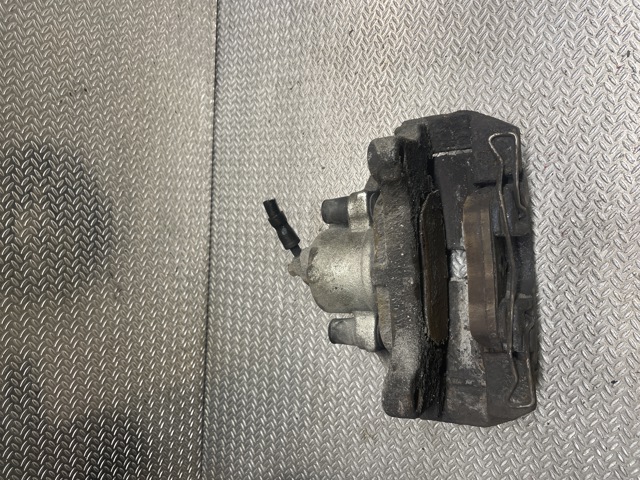 Bremsecaliper høyre foran til VW Passat 2005-2010 (B6) (B6) (VOLKSWAGEN|1K0615124E|)