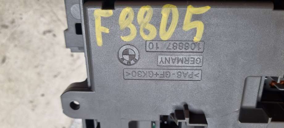 Sikringsboks til BMW 3-Serie, 2005-2011 (E90/E91/E92/E93) (E90/E91/E92/E93) (BMW|61149119445)