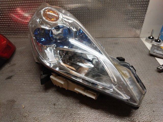 Frontlykt høyre halogen til Nissan Leaf 2011-2017 (Type I)  (NISSAN|260103NL5A|)