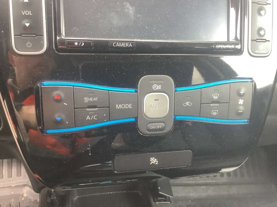 Varmeapparat betjening til Nissan Leaf, 2011-2017 (Type I)  (NISSAN|27500-3NH0C)