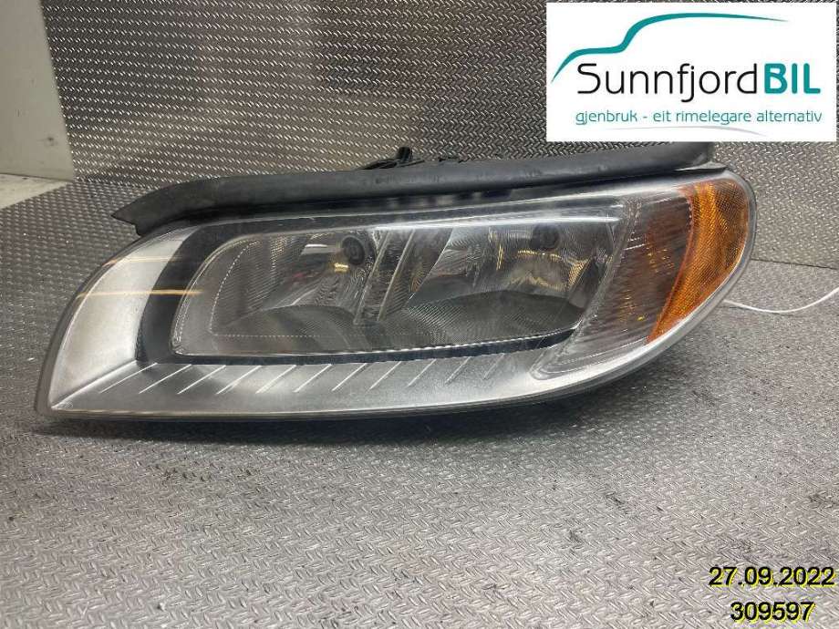 Frontlykt venstre halogen til Volvo V70, 2007-2013 (Type III, Fase 1)  (VOLVO|31214351)