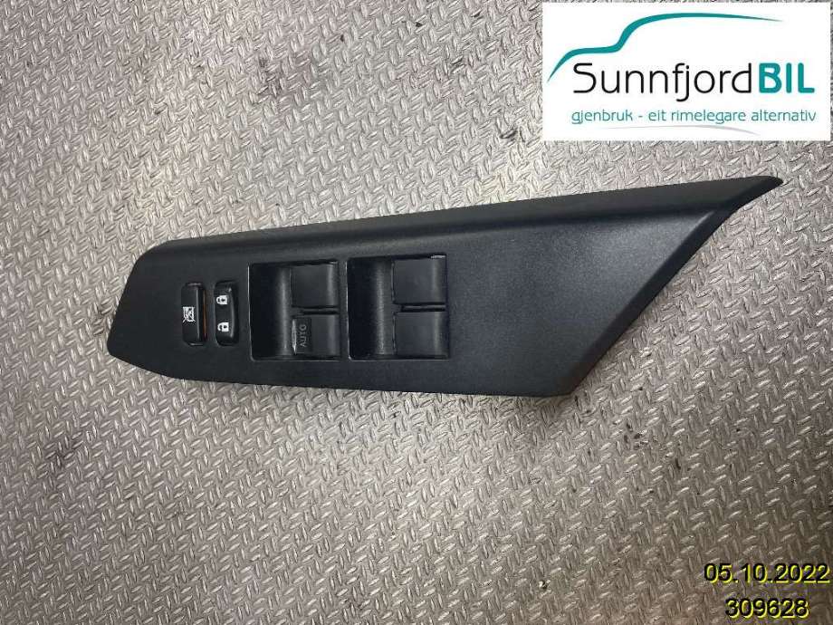 Bryter ruteheis til Toyota RAV4, 2016-2019 (Type IV, Fase 2)  (TOYOTA|)