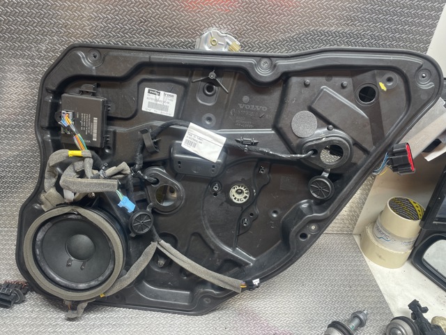 Ruteheis til Volvo V60 2010-2013 (Type I, Fase 1)  (VOLVO|30784309|)