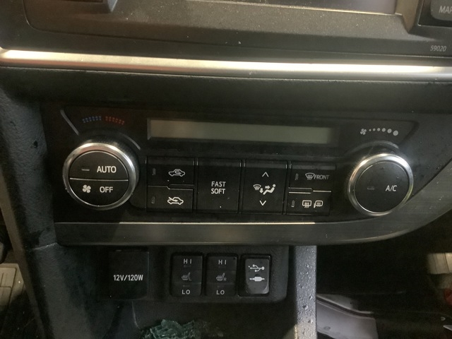 Varmeapparat betjening til Toyota Auris, 2013-2015 (Type II, Fase 1)  (TOYOTA|)