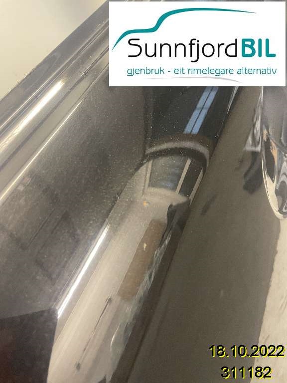 Dør venstre foran til Lexus IS 2006-2013 (Type II) (XE20) (XE20) (LEXUS|6700253050|)