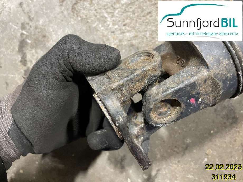 Mellomaksel til Mitsubishi Outlander 2007-2010 (Type II, Fase 1)  (MITSUBISHI|3401A022|)