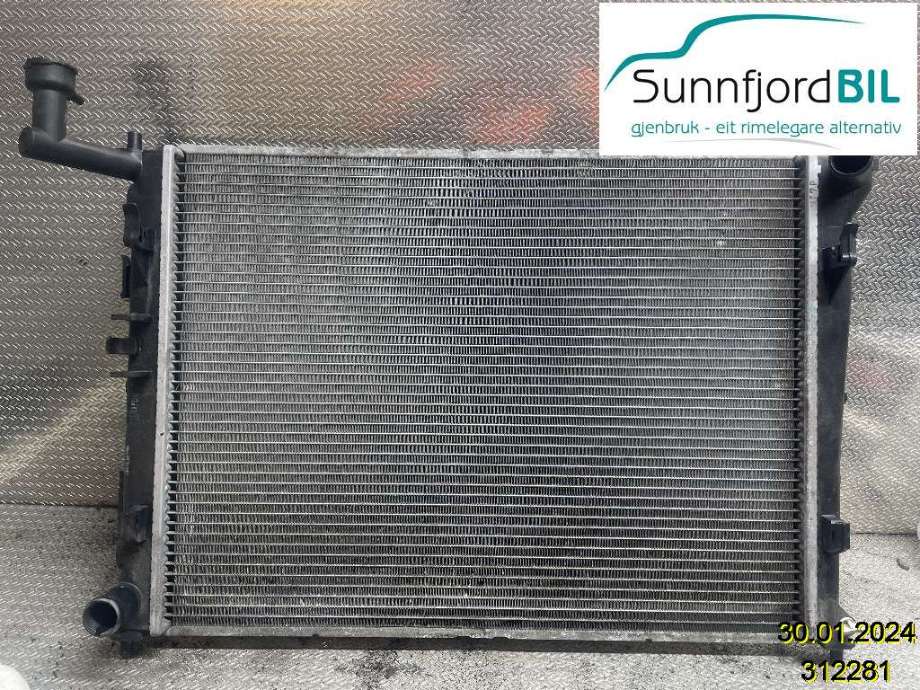 Radiator (manuell gir) til Hyundai i30, 2007-2012 (Type I)  (HYUNDAI|253102R000)