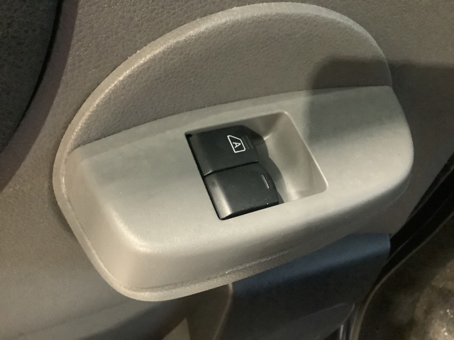 Bryter ruteheis til Nissan E-NV200, 2014-->>  (NISSAN|25401JX30A)