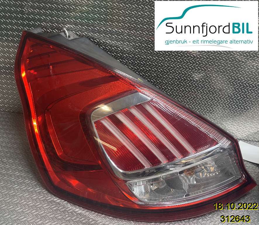 Baklykt venstre til Ford Fiesta, 2013-2017 (Type VI, Fase 2)  (FORD|5574149)