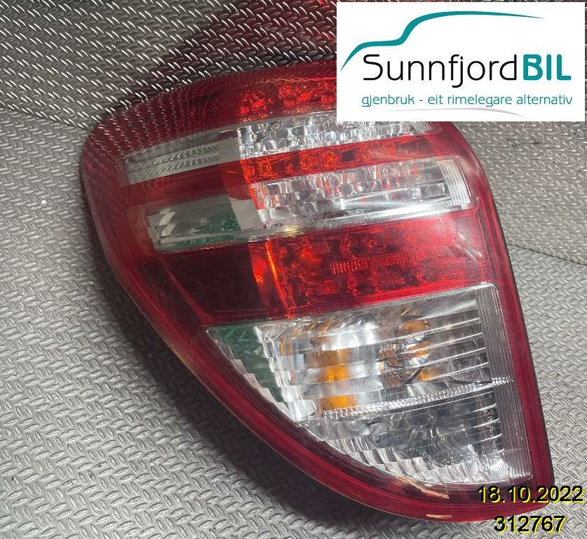 Baklykt venstre til Toyota RAV4, 2009-2013 (Type III, Fase 2)  (TOYOTA|8156142120)