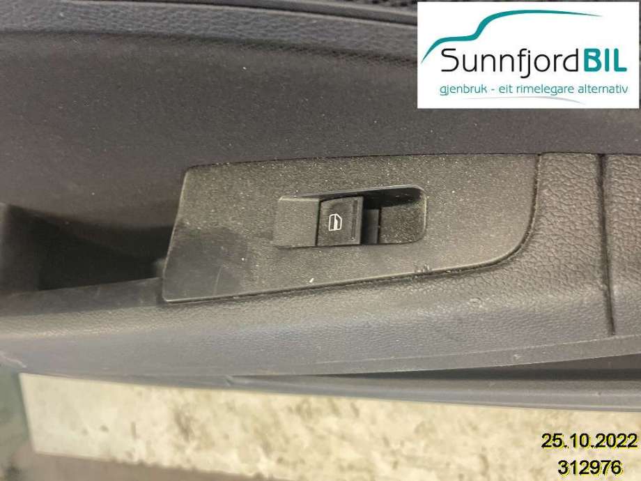 Bryter ruteheis til Škoda Superb, 2008-2015 (Type II)  (SKODA|5J0959855)