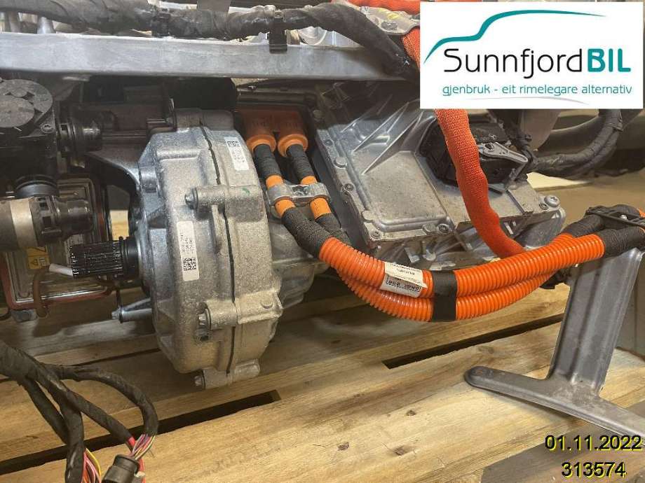 Motor elbil foran til Mercedes EQA 2021-->>  (E780.200|A 243 340 89 02|A2439014500)