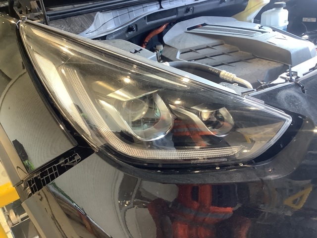 Frontlykt høyre halogen til Kia Niro, 2016-2021  (KIA|A5240939)