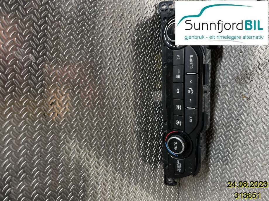 Varmeapparat betjening til Kia Niro 2016-2021  (KIA|97250Q4180CA|97250Q4180|)