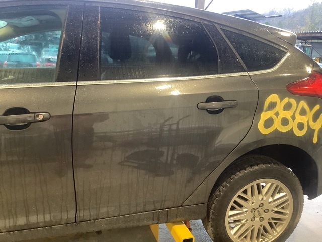 Dør venstre bak til Ford Focus, 2014-2018 (Type III, Fase 2)  (FORD|)