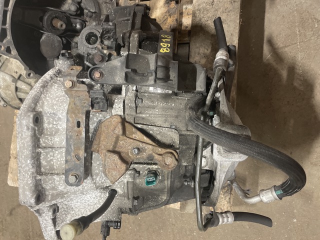 Girkasse manuell 6-trinn til Opel Vivaro B 2014-2019  (OPEL|95522482|)