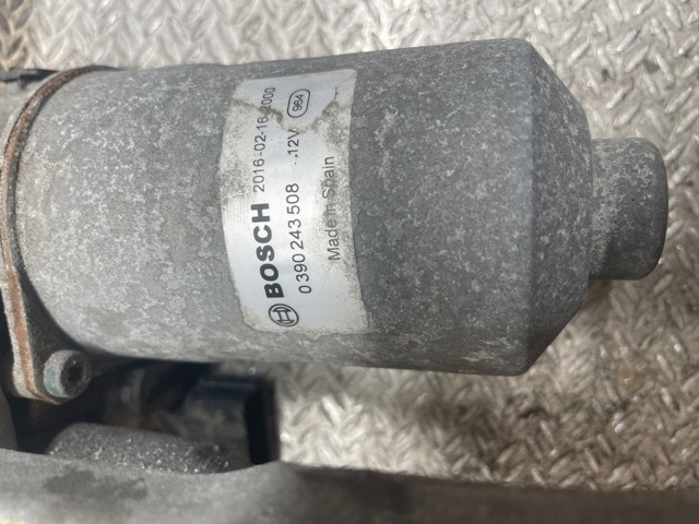 Viskermotor frontrute til Opel Vivaro B 2014-2019 (OPEL||0390243508)