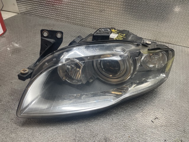 Frontlykt venstre xenon til Audi A4, 2004-2008 (Type III) (B7) (B7) (AUDI|8E0 941 029 BM)