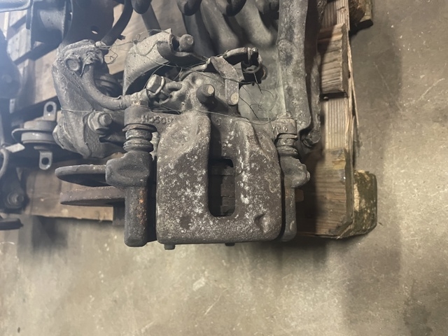 Bremsecaliper venstre bak til Toyota Auris, 2015-2019 (Type II, Fase 2)  (TOYOTA|4785002280)