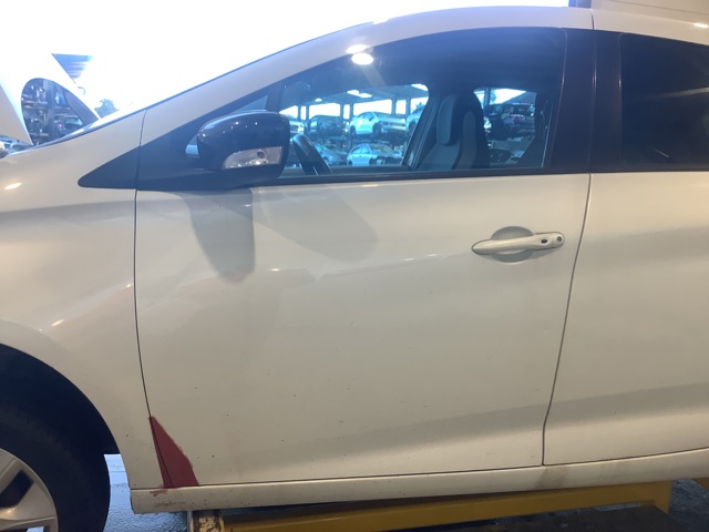 Dør venstre foran til Renault Zoe, 2013-2019 (Fase 1)  (RENAULT|801012271R)