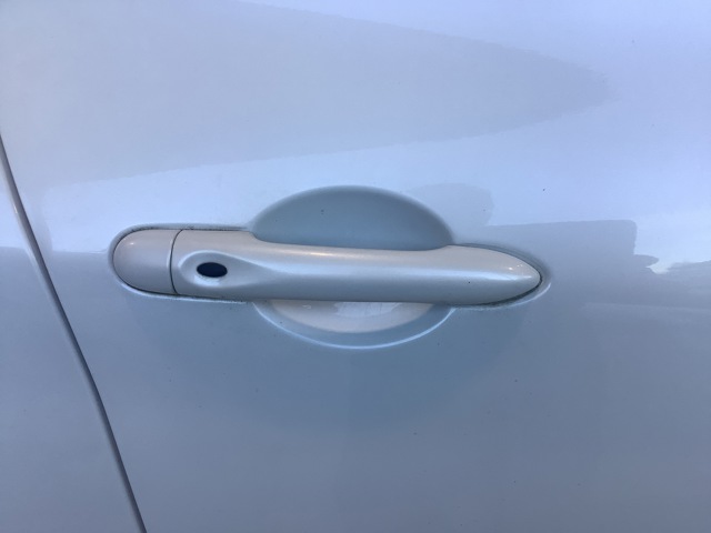 Dørhåndtak utv høyre foran til Renault Zoe, 2013-2019 (Fase 1)  (RENAULT|)