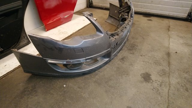 Støtfanger foran til VW Passat, 2005-2010 (B6) (B6) (VOLKSWAGEN|3C0 807 217 E)