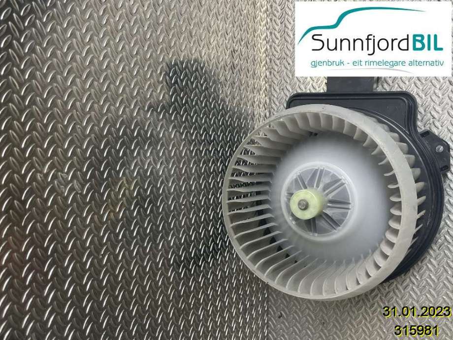Varmeapparat motor til Suzuki SX4 S-CROSS, 2013-->> (Type II)  (SUZUKI|7415061M00)