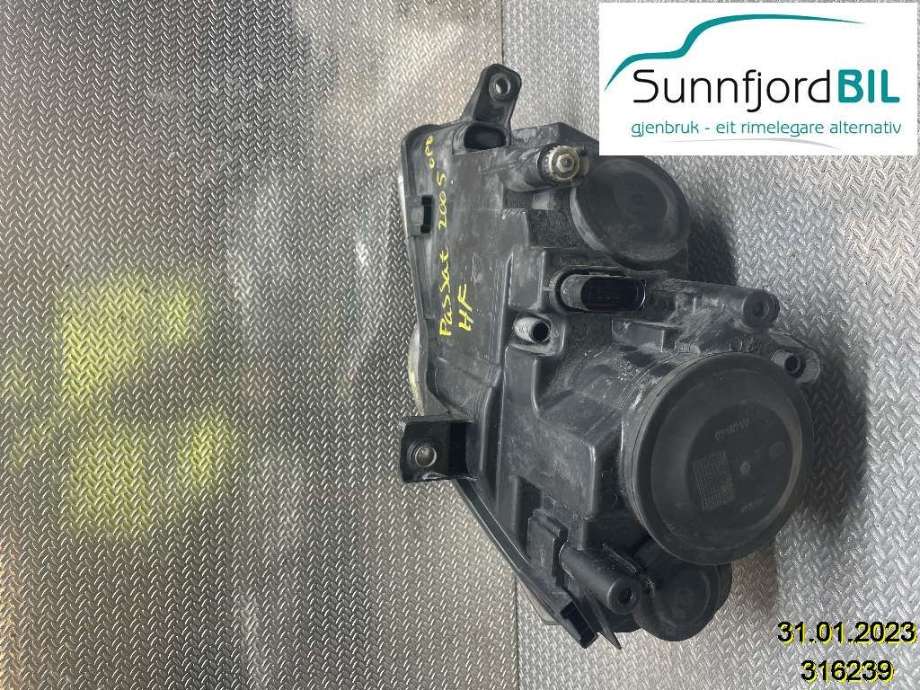 Frontlykt høyre halogen til VW Passat 2005-2010 (B6) (B6) (3C0941006AA|1EL24701412|3C0941006Q)
