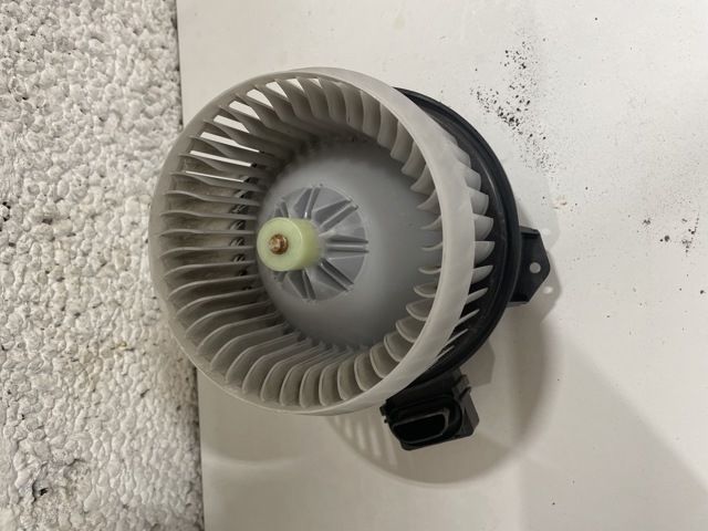 Varmeapparat motor til Toyota Urban Cruiser 2009-2014  (TOYOTA||272700-0540)