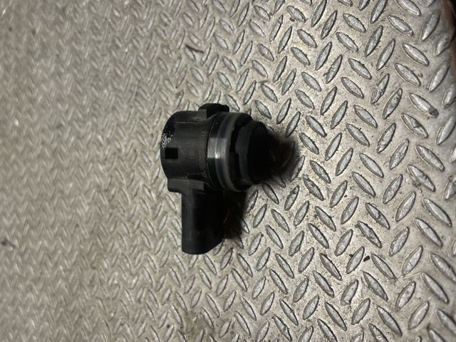 Parkeringssensor foran til Volvo V90 / V90 CC / S90, 2016-->>  (VOLVO|31471005)