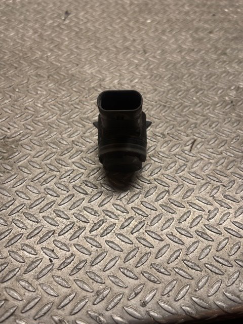 Parkeringssensor foran til Volvo V90 / V90 CC / S90 2016-->> (VOLVO|31471005|)