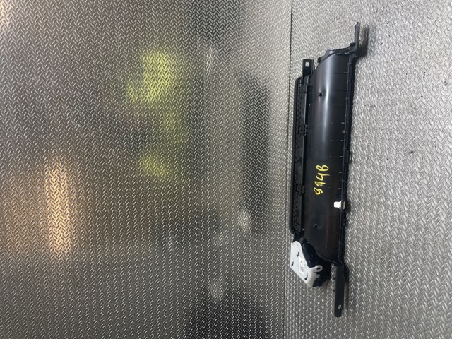 Dashbord friskluftdyse til Tesla Model 3, 2018-2023 (Fase 1)  