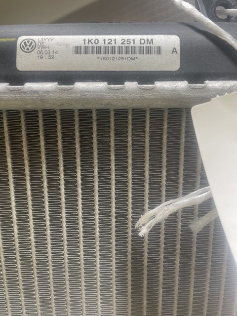 Radiator (manuell gir) til Škoda Superb 2008-2015 (Type II)  (SKODA|1K0121251AB||1K0121251DM)