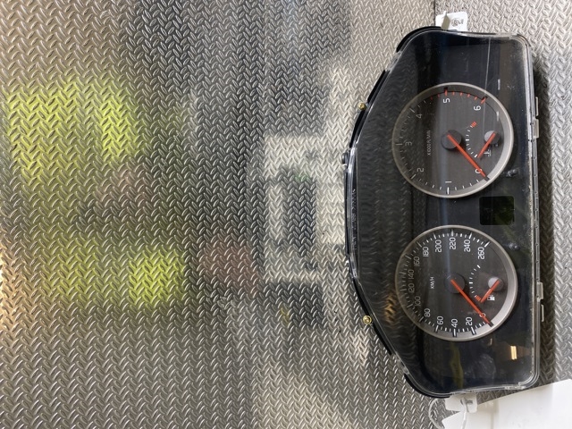 Instrumentpanel til Volvo V50, 2004-2007 (Fase 1)  (VOLVO|8602879)