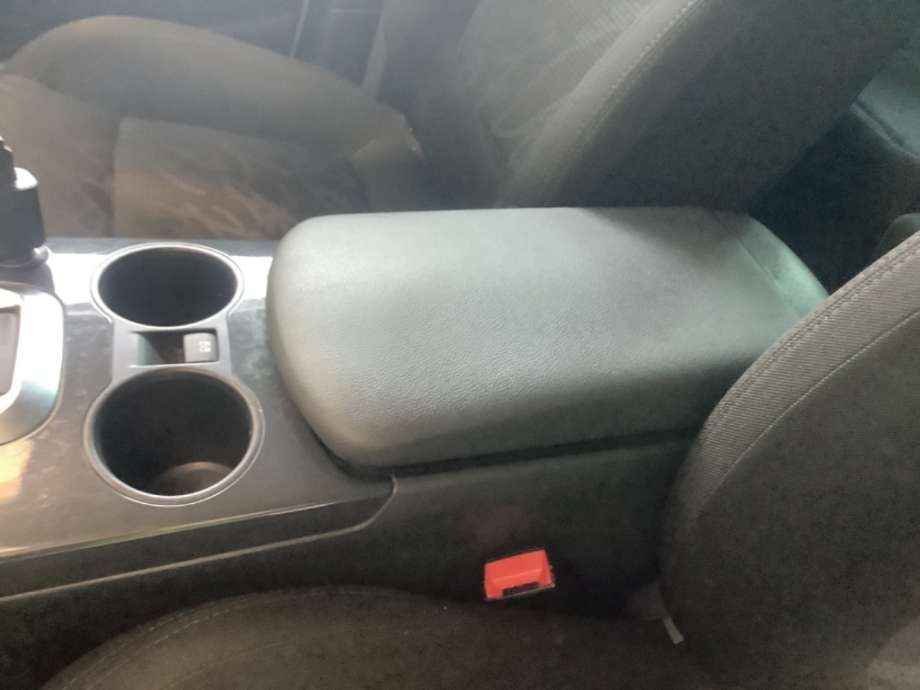 Innredning, Konsoll til Peugeot 3008, 2009-2016 (Type I)  (PEUGEOT|)