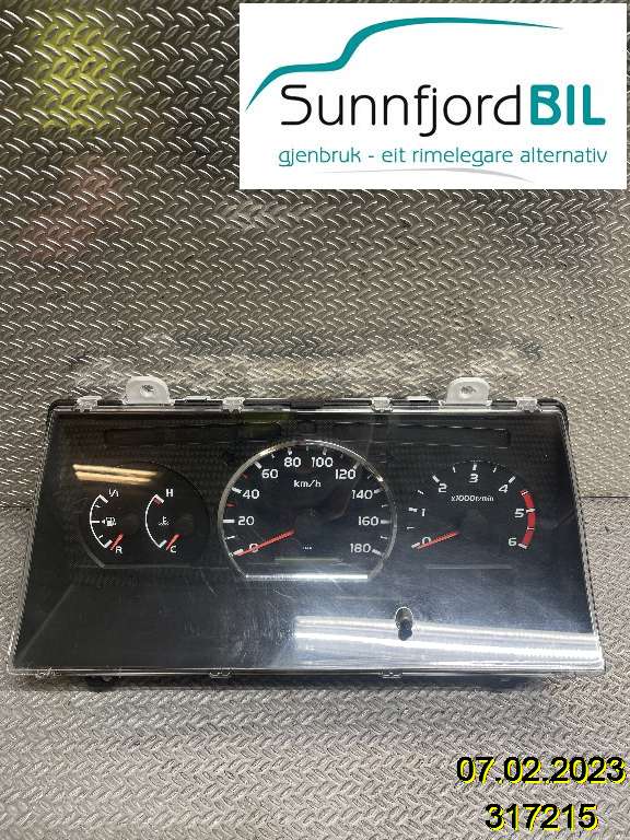 Instrumentpanel til Toyota Hiace, 2007-2012 (Fase 3) (TOYOTA|8380026D11)