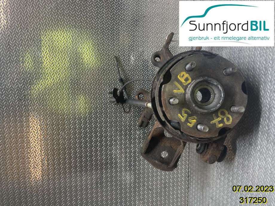 Hjulspindel venstre bak til Toyota RAV4, 2006-2009 (Type III, Fase 1)  (TOYOTA|4230542020)