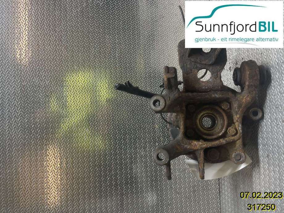 Hjulspindel venstre bak til Toyota RAV4 2006-2009 (Type III, Fase 1) (TOYOTA|4230542020|)